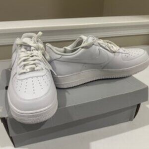 Nike Men's Air Force 1 Shoes in White, Size 16